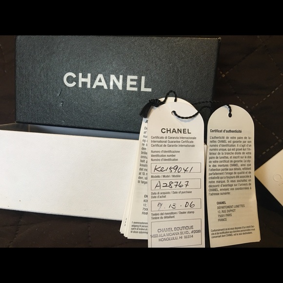 Authentic Chanel Box - Picture 4 of 4